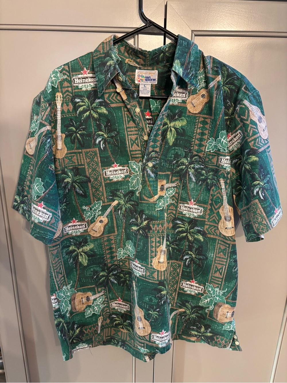RARE Reyn Spooner Heineken Beer Hawaiian Shirt Size L